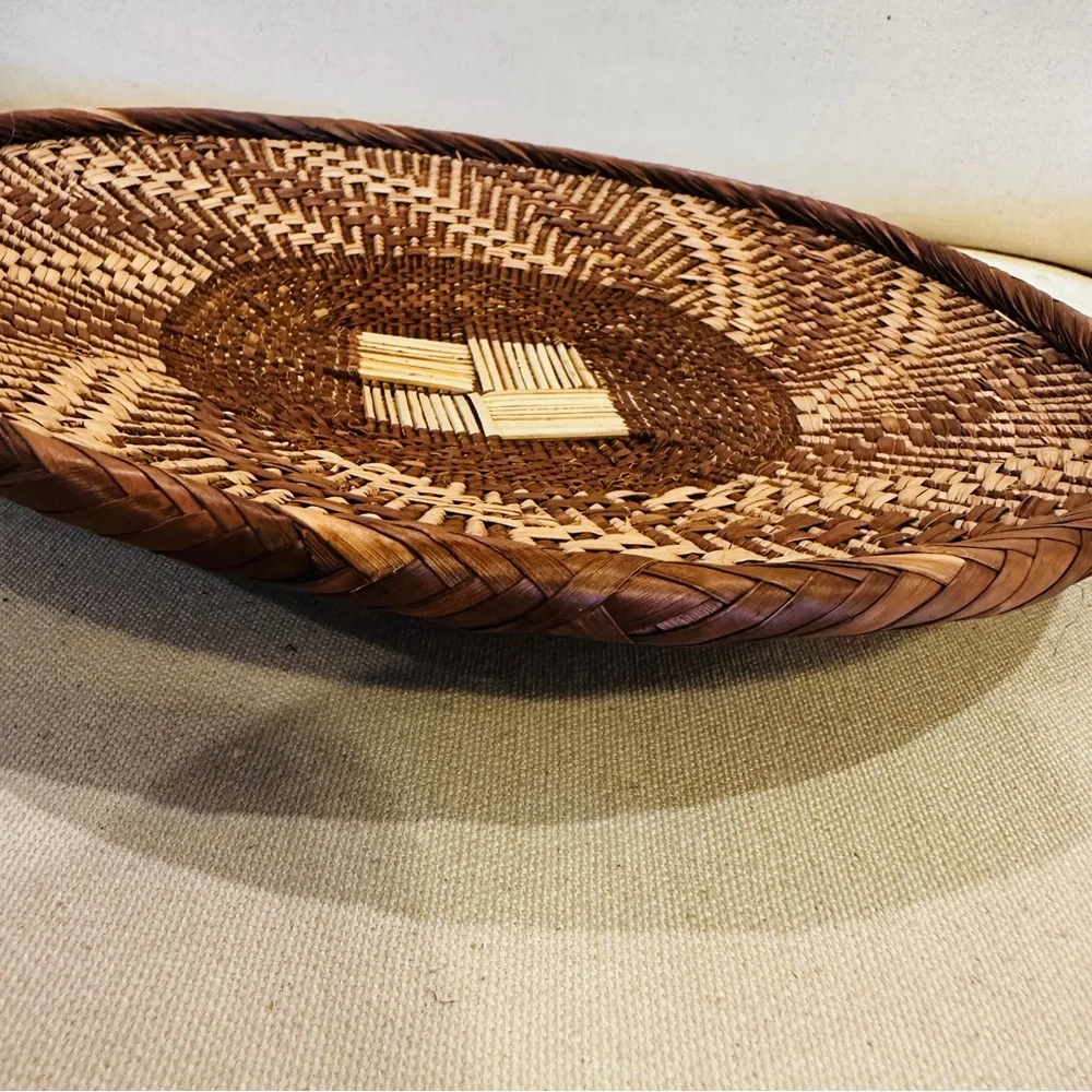 NEW Africa Woven Basket. Made by the Binga people of Zambia/Zimbabwe